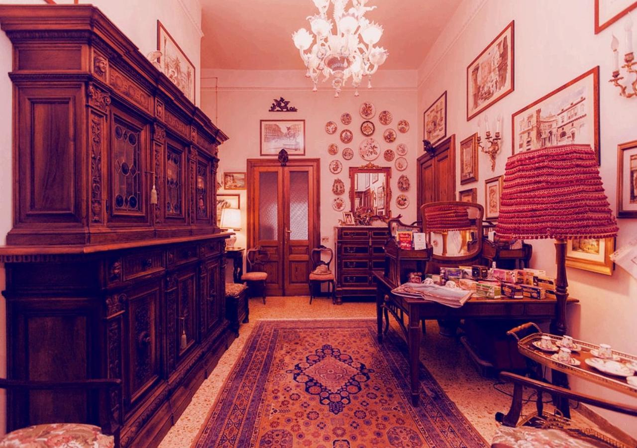 B&B Atmosfere Del Centro Storico Napoli Bagian luar foto