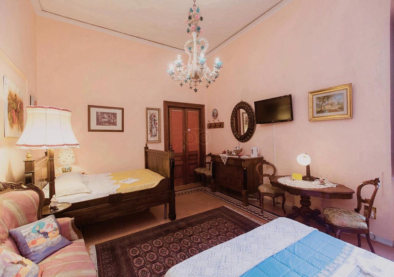 B&B Atmosfere Del Centro Storico Napoli Bagian luar foto